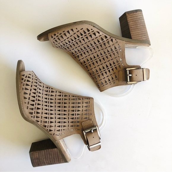 Vince Camuto Triana Block Heel - Picture 8 of 14